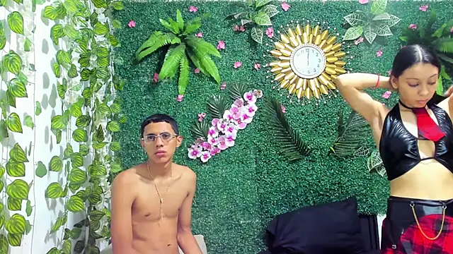 MielAndLeo online show from 09/15/25, 08:36