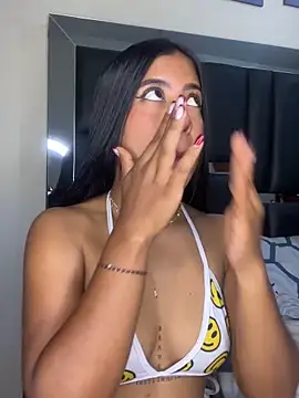 Kendra C online show from 10/26/25, 10:58