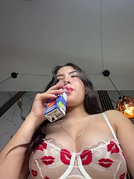 Gaby-Herrera online show from 10/29/25, 08:21