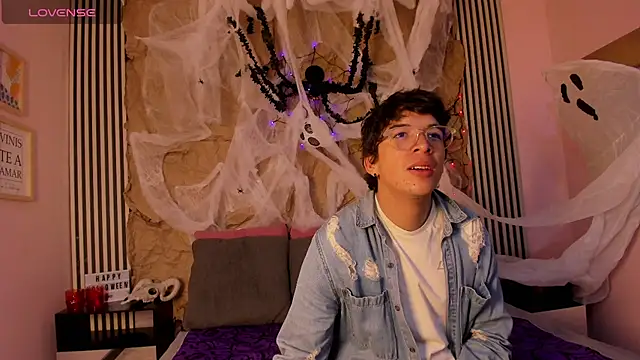 Desire Ecstasy online show from 10/24/25, 01:07