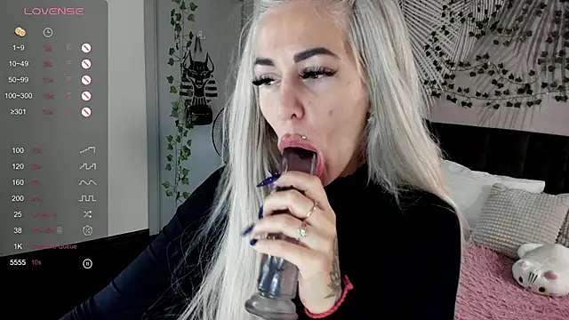 Kira Key online show from 12/14/25, 01:44