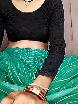 Snapshot of Hut_rotu_cute chatting on 05/09/26, 05:07 Hut rotu cute online show from 05/09/26, 05:07