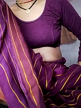 Snapshot of Hut_rotu_cute chatting on 05/10/26, 05:18 Hut rotu cute online show from 05/10/26, 05:18
