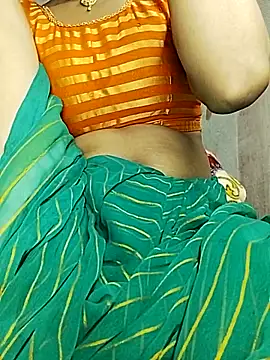 Snapshot of Hut_rotu_cute chatting on 05/31/26, 04:14 Hut rotu cute online show from 05/31/26, 04:14