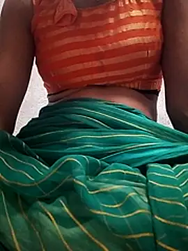 Snapshot of Hut_rotu_cute chatting on 06/04/26, 05:30 Hut rotu cute online show from 06/04/26, 05:30