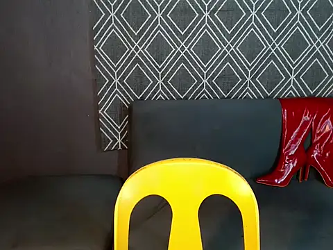 hugesignificant 69 online show from 09/29/25, 11:37