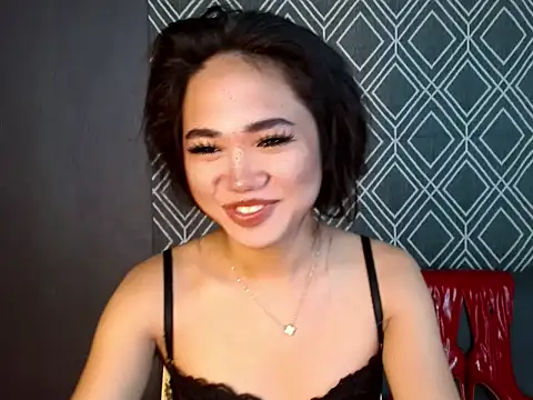 hugesignificant 69 online show from 10/04/25, 01:47