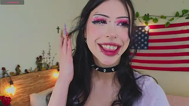 venomeowww   online show from 03/28/26, 04:01