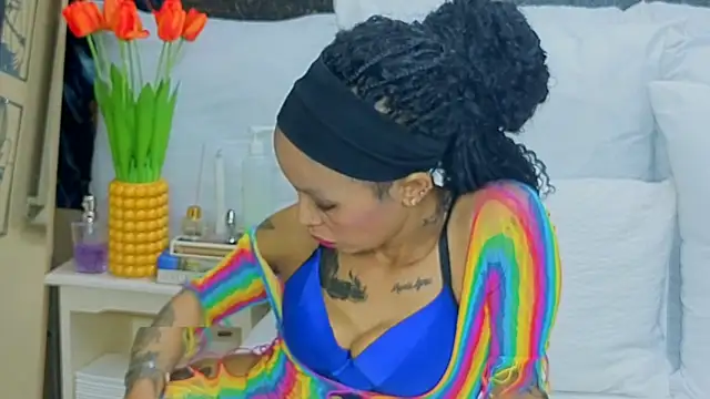 CaramelNatashaxx online show from 10/22/25, 11:37