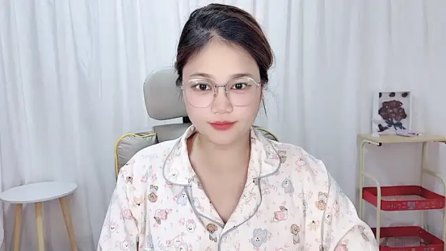 Dec-7758 online show from 12/14/25, 06:19