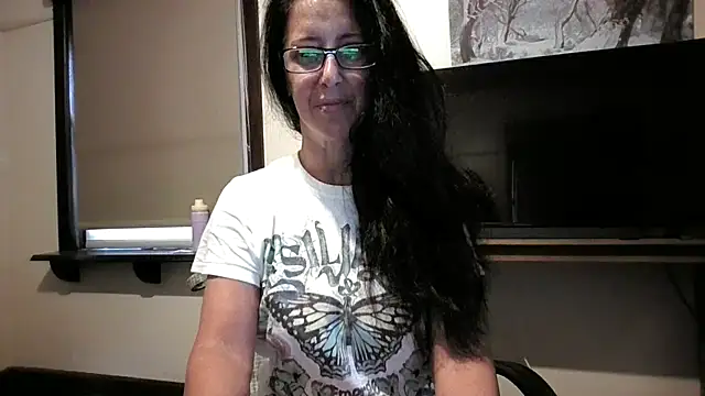 Snapshot of CleopatraGirl chatting on 05/03/26, 02:06 CleopatraGirl online show from 05/03/26, 02:06