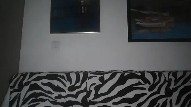 yumara351 online show from 11/26/25, 10:49