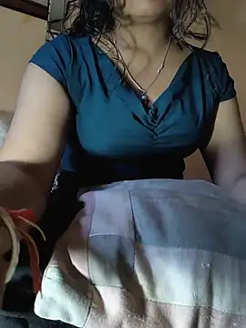 queenbuggi online show from 05/26/26, 08:21