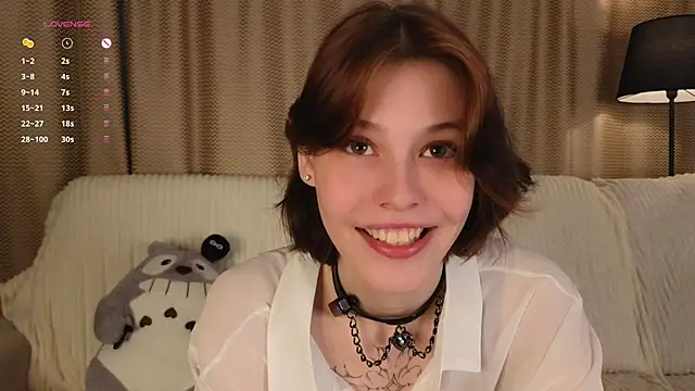 Snapshot of LurleneRamo chatting on 09/18/25, 01:18 LurleneRamo online show from 09/18/25, 01:18