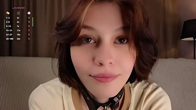 Snapshot of LurleneRamo chatting on 09/22/25, 01:07 LurleneRamo online show from 09/22/25, 01:07