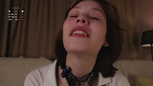 Snapshot of LurleneRamo chatting on 09/25/25, 01:20 LurleneRamo online show from 09/25/25, 01:20