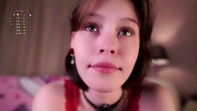 Snapshot of LurleneRamo chatting on 10/06/25, 01:03 LurleneRamo online show from 10/06/25, 01:03