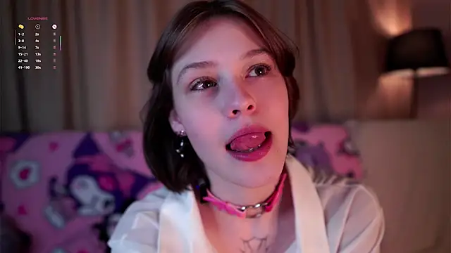 Snapshot of LurleneRamo chatting on 10/08/25, 01:14 LurleneRamo online show from 10/08/25, 01:14