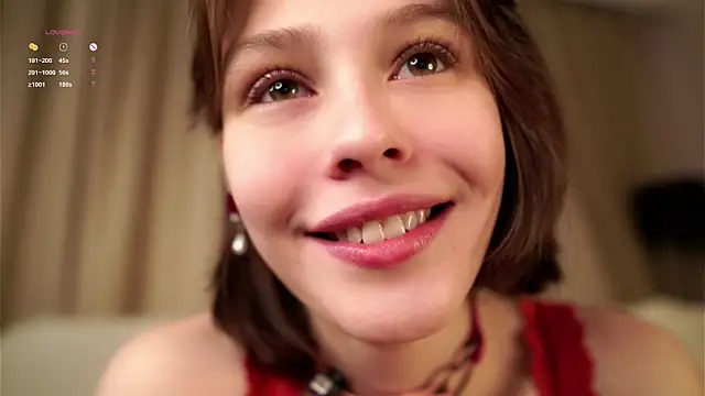 Snapshot of LurleneRamo chatting on 10/20/25, 01:06 LurleneRamo online show from 10/20/25, 01:06