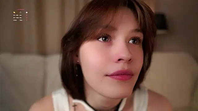 Snapshot of LurleneRamo chatting on 10/21/25, 01:06 LurleneRamo online show from 10/21/25, 01:06