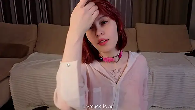 Snapshot of LurleneRamo chatting on 02/12/26, 01:22 LurleneRamo online show from 02/12/26, 01:22