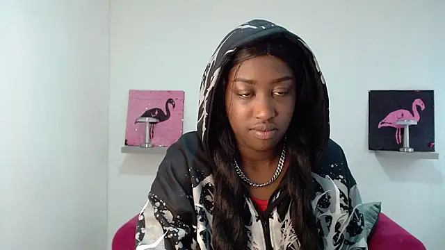 Snapshot of milykabombastik chatting on 09/18/25, 12:29 milykabombastik online show from 09/18/25, 12:29