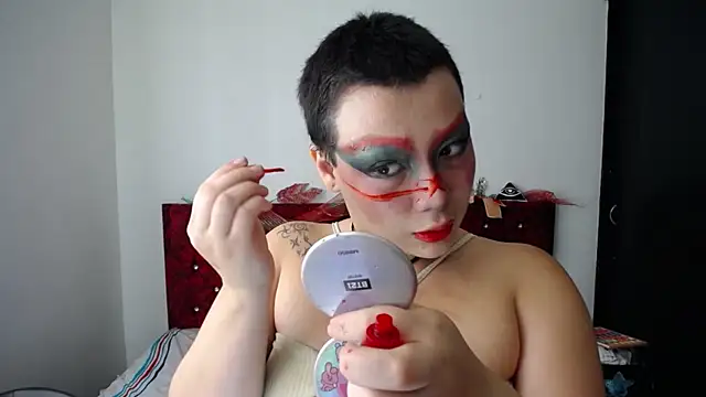 Cherry vald online show from 12/17/25, 02:34