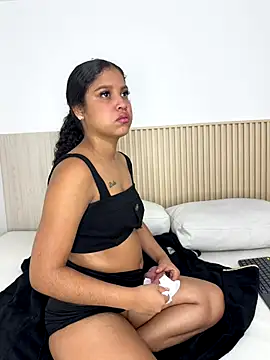 alena brown  online show from 10/02/25, 12:01