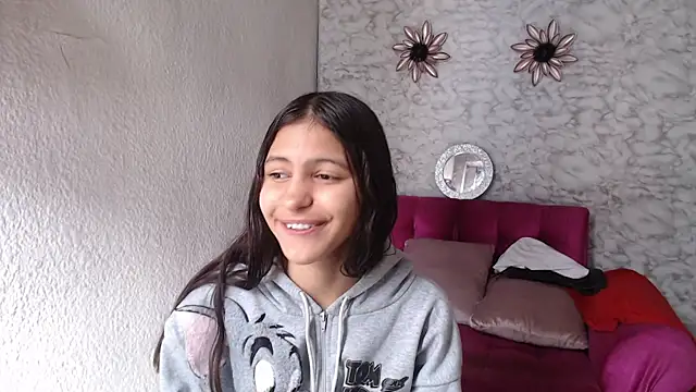 Snapshot of Evagirl69 chatting on 07/01/26, 12:29 Evagirl69 online show from 07/01/26, 12:29