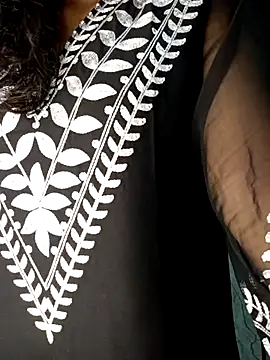 Nisha cam12 online show from 10/04/25, 12:36