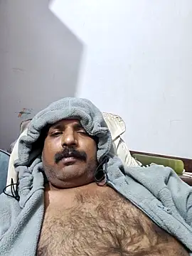 vardh033 online show from 11/11/25, 03:39