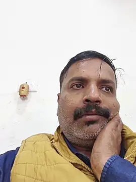 vardh033 online show from 12/01/25, 07:46