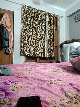 vardh033 online show from 02/09/26, 11:42