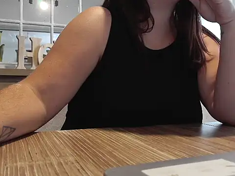 Aambre95Esexy online show from 09/15/25, 03:12