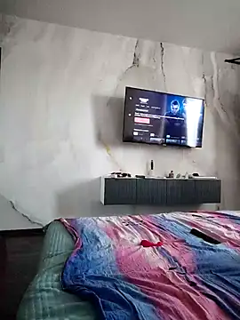 AlisaWyn online show from 02/15/26, 10:03