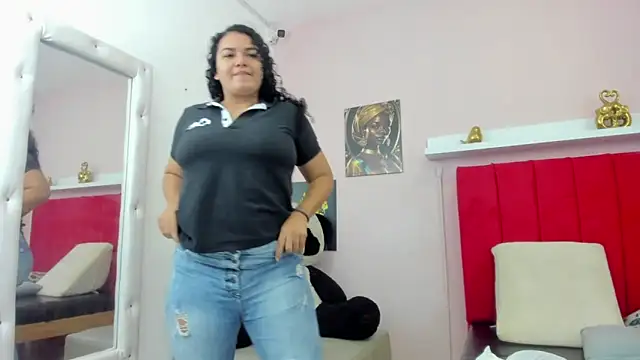 Adrianasex 69x online show from 05/23/26, 01:33