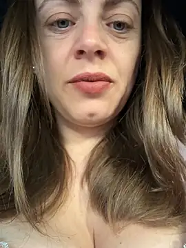 ladywithbigass online show from 04/18/26, 05:33