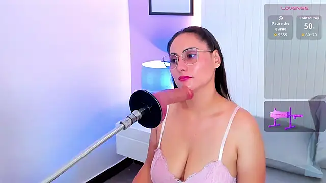 lauren stone  online show from 02/18/26, 07:10