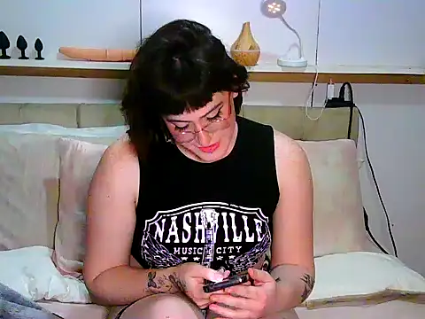 aMinshy online show from 10/03/25, 11:35