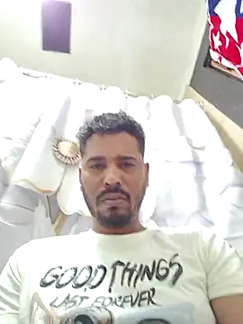 Snapshot of Danypeluche chatting on 09/20/25, 04:46 Danypeluche online show from 09/20/25, 04:46