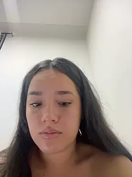 Snapshot of Luciaparker03 chatting on 07/18/26, 12:59 Luciaparker03 online show from 07/18/26, 12:59