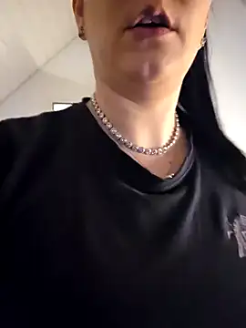 Swiss Lady online show from 10/08/25, 04:59