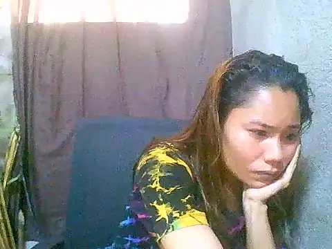 Sweeetgurll online show from 06/04/26, 01:33