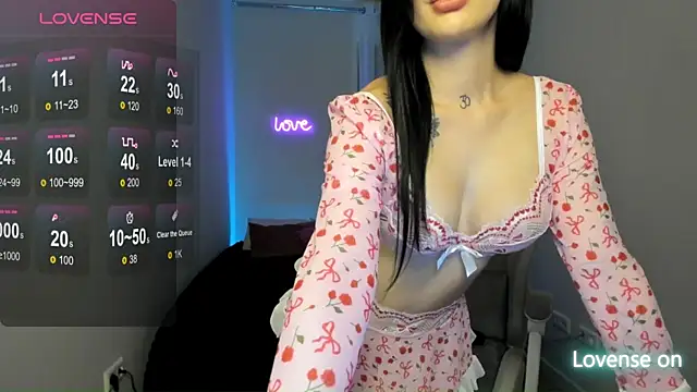 SelinaStorm online show from 06/24/26, 01:15