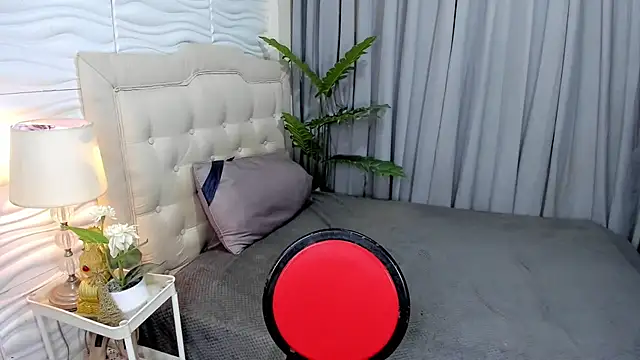 Patricia Anderson online show from 11/12/25, 05:52