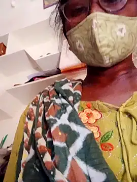 Snapshot of hotmahitha chatting on 06/02/26, 02:57 hotmahitha online show from 06/02/26, 02:57