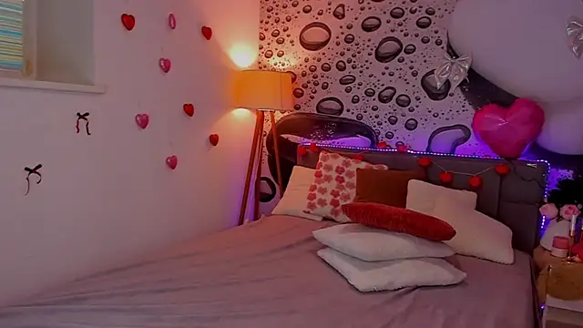 AlexaWilds online show from 02/12/26, 01:39