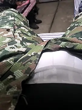 lamejorpene online show from 10/17/25, 01:57