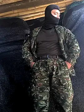 lamejorpene online show from 04/25/26, 05:43