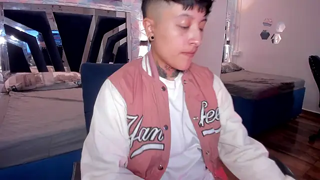 Snapshot of abby_thommson1 chatting on 09/09/25, 01:49 abby thommson1 online show from 09/09/25, 01:49